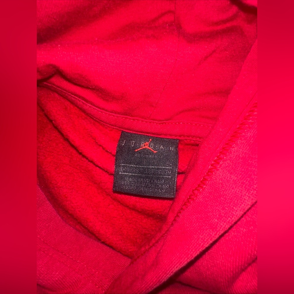 Jordan unisex boys or girls Red Hoodie with Logo- size 8-10 - Picture 5 of 5